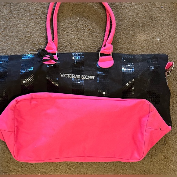 Victoria’s Secret Sequins 2013 Black Friday Weekender Duffle Bag Tote - Picture 5 of 7